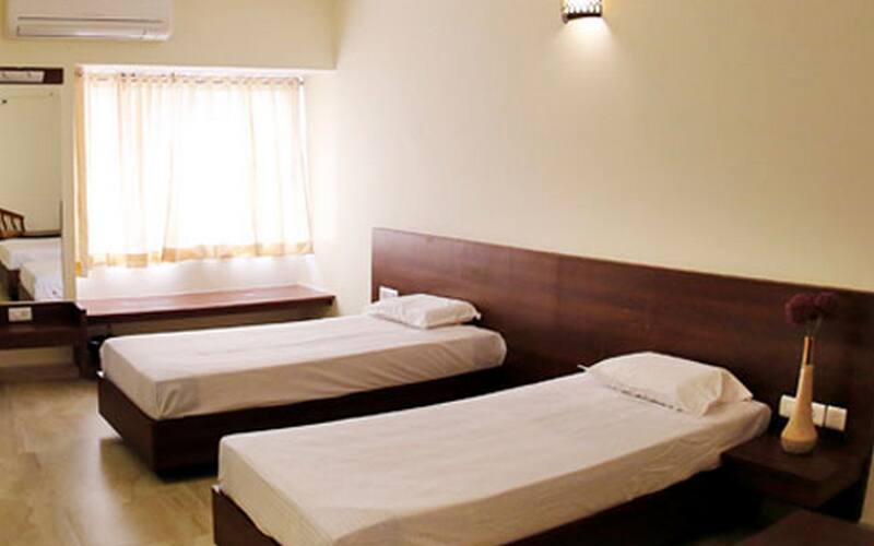 Shree Varada Tourist Home, Kollur 5